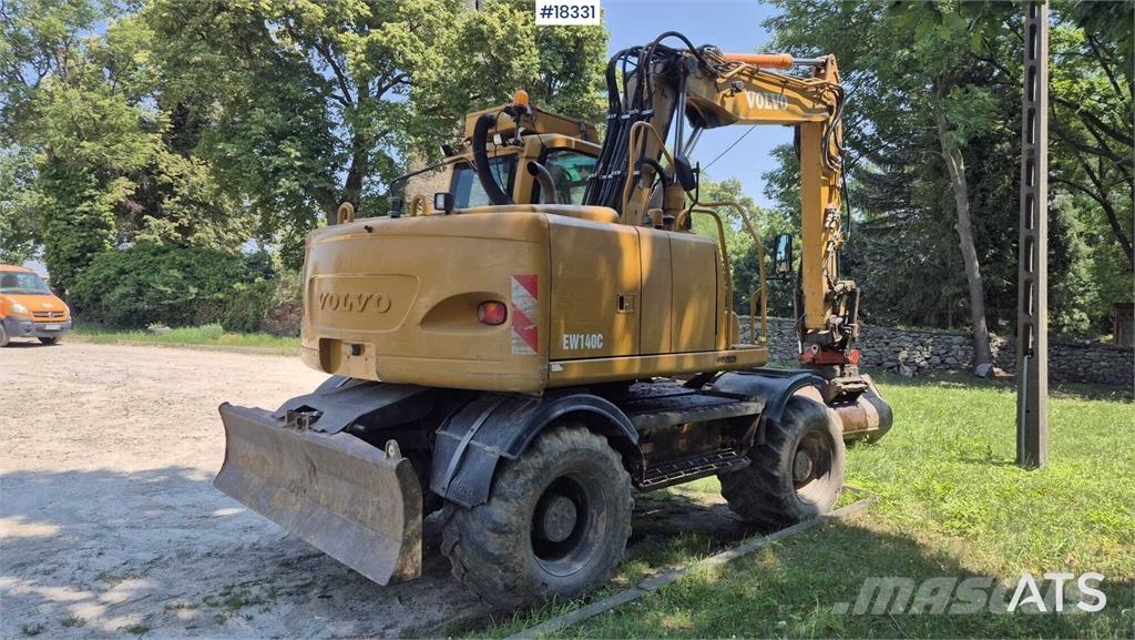 Volvo EW 140 C Lastik tekerli ekskavatörler