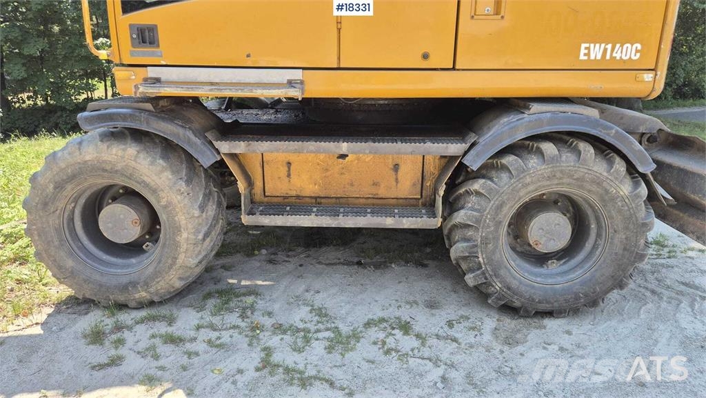 Volvo EW 140 C Lastik tekerli ekskavatörler
