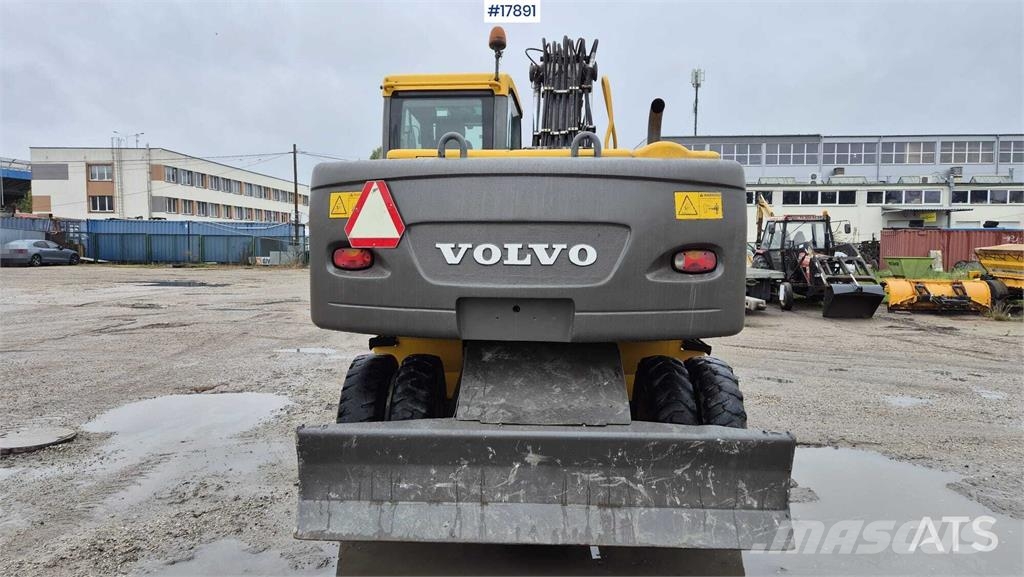 Volvo EW 160C Колісні екскаватори