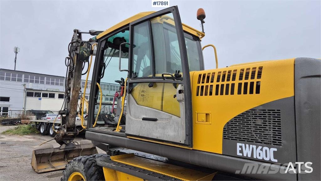 Volvo EW 160C Колісні екскаватори