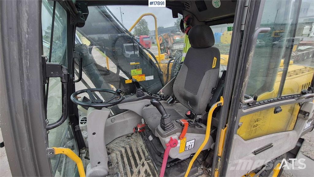 Volvo EW 160C Колісні екскаватори