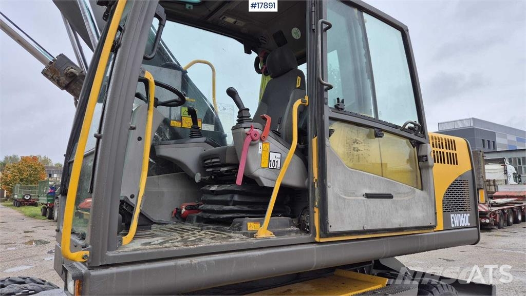 Volvo EW 160C Колісні екскаватори