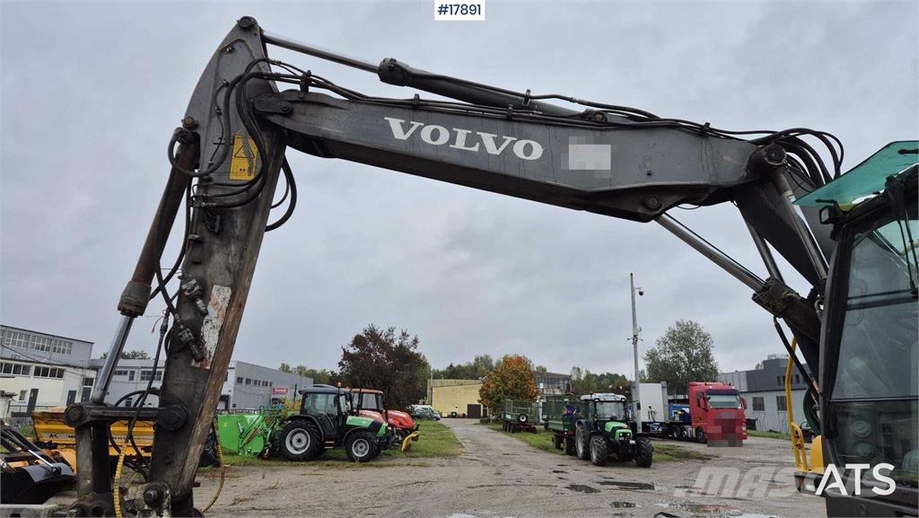 Volvo EW 160C Колісні екскаватори