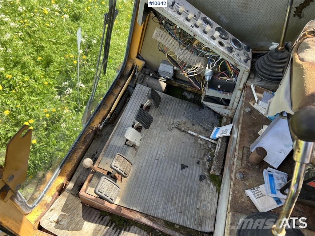 Åkerman H16C Excavator with Bucket Excavadoras sobre orugas