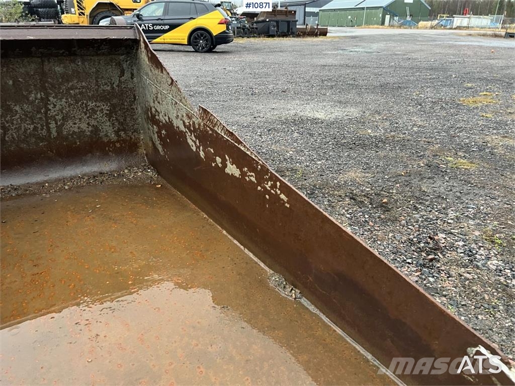  Betongskopa med stora BM fästet دلاء