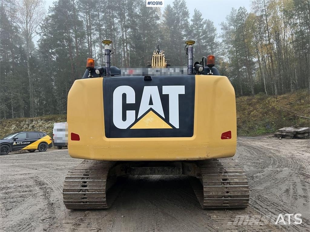 CAT 324 ELN Excavator with Bucket Crawler excavators