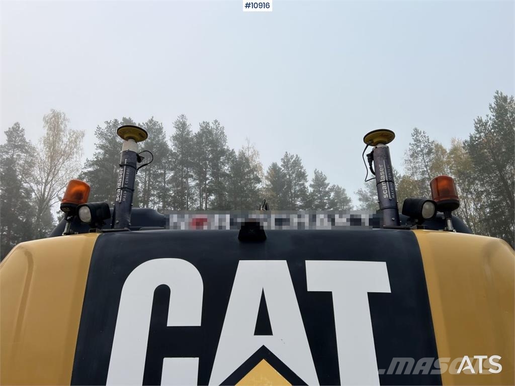CAT 324 ELN Excavator with Bucket Crawler excavators