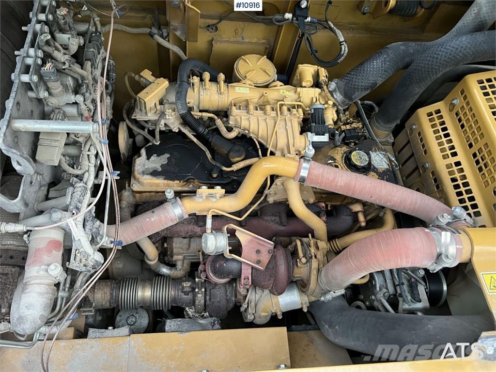 CAT 324 ELN Excavator with Bucket Crawler excavators