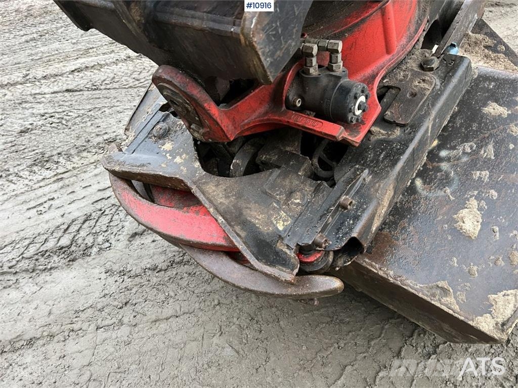 CAT 324 ELN Excavator with Bucket Crawler excavators