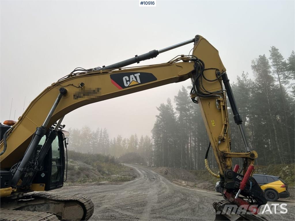 CAT 324 ELN Excavator with Bucket Crawler excavators