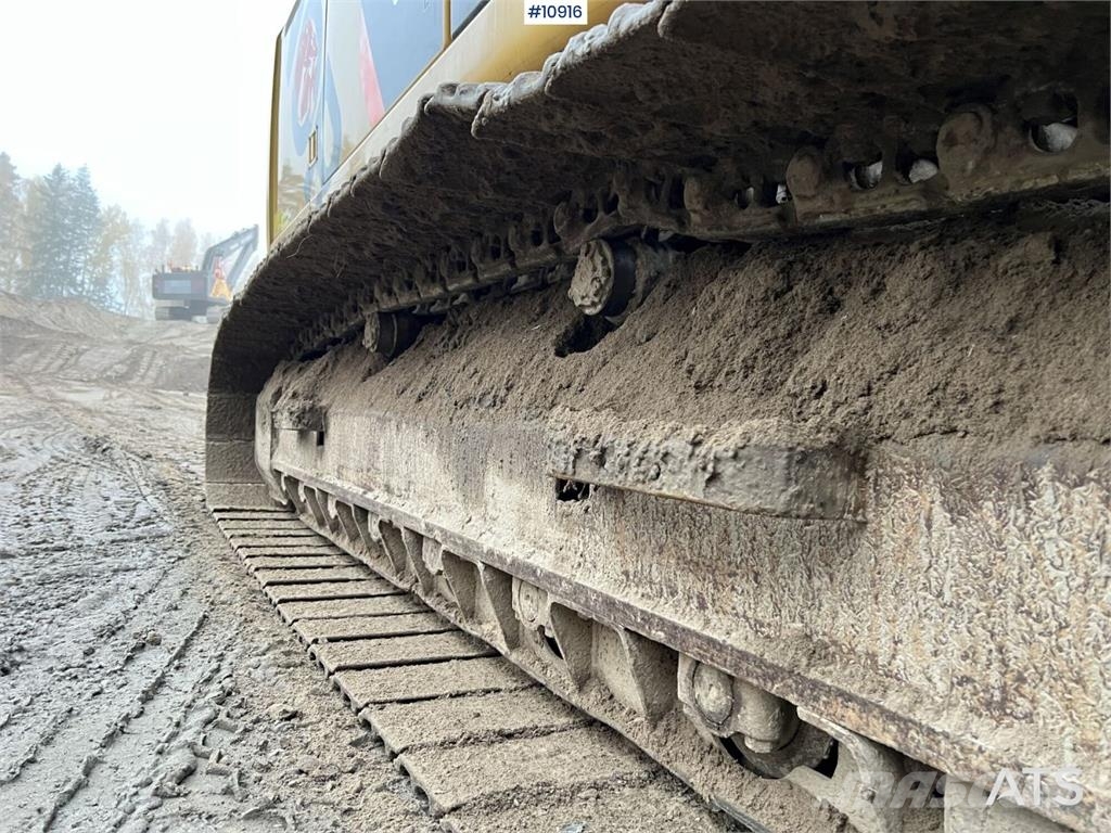 CAT 324 ELN Excavator with Bucket Crawler excavators