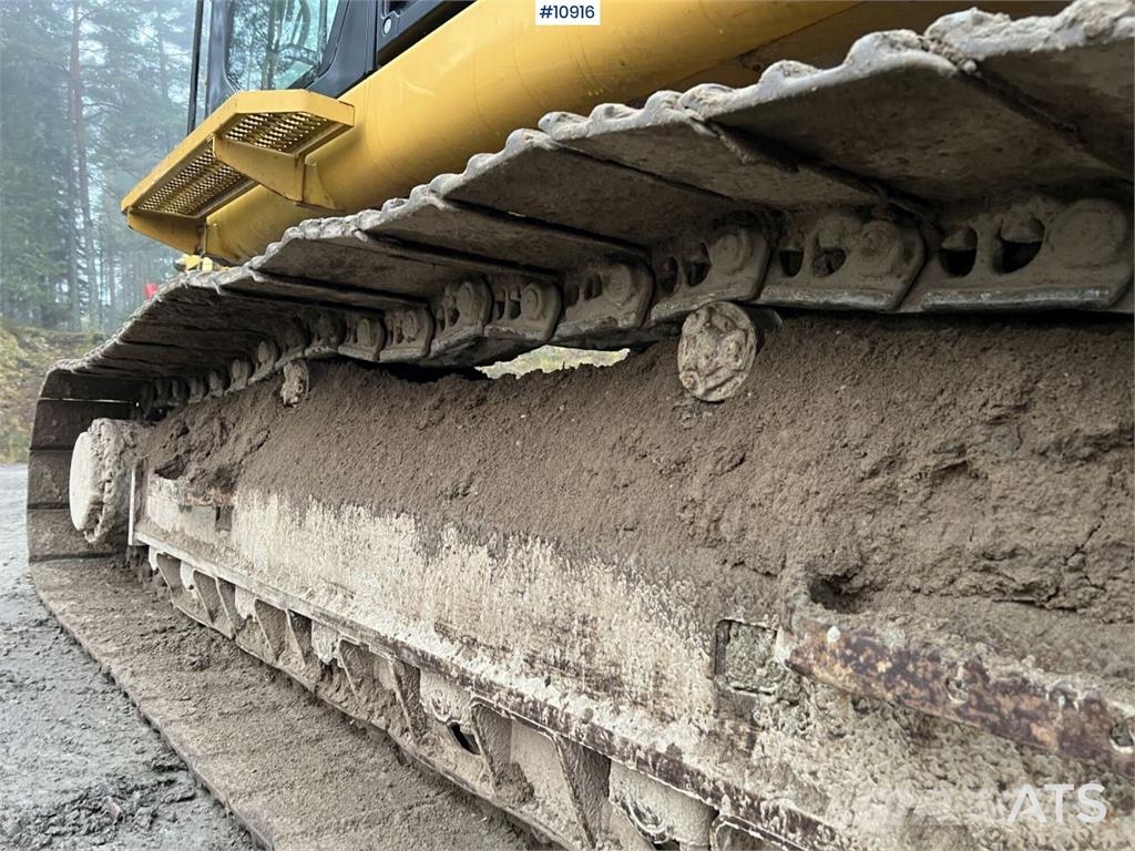 CAT 324 ELN Excavator with Bucket Crawler excavators