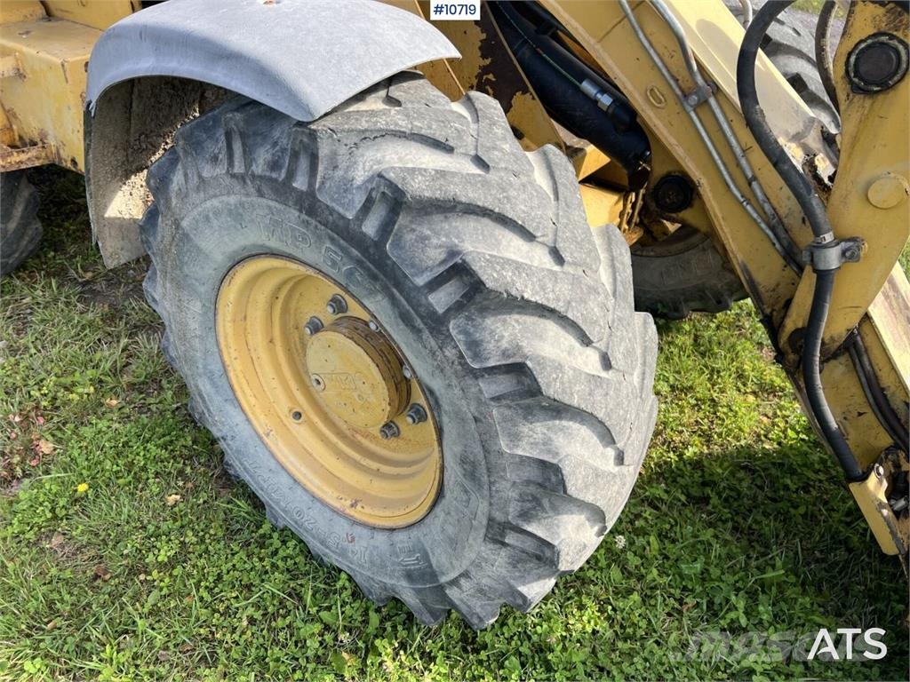 CAT 906 Wheel Loader with Attachments Rataslaadurid