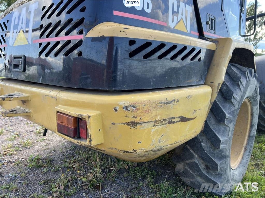 CAT 906 Wheel Loader with Attachments Rataslaadurid