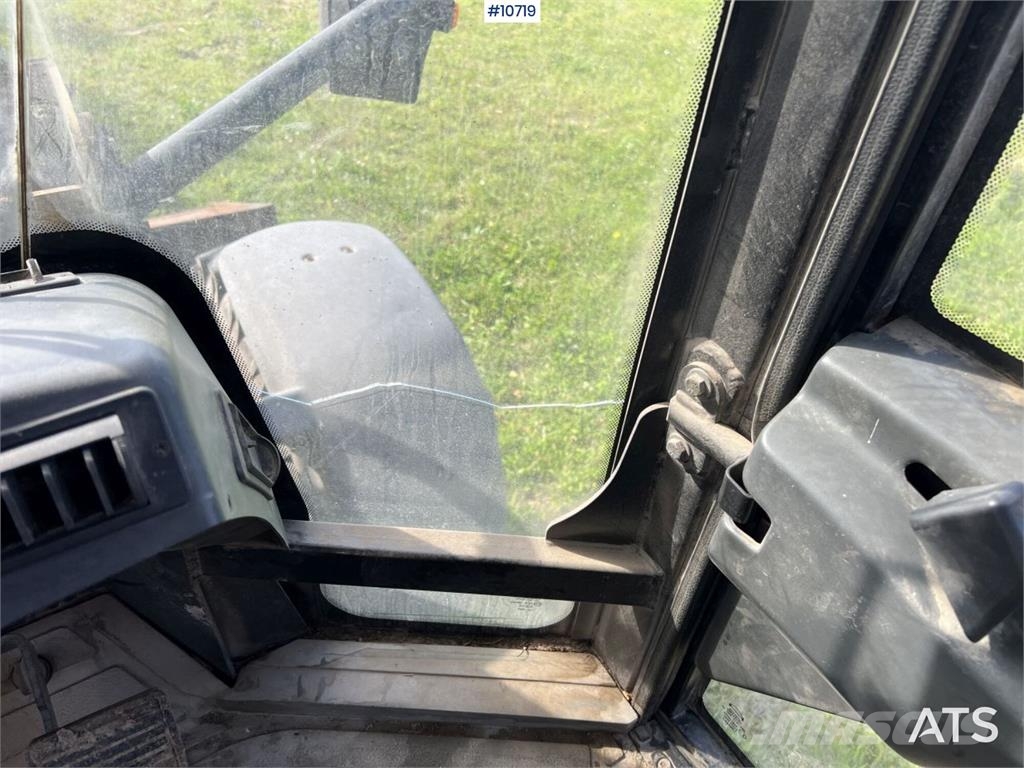 CAT 906 Wheel Loader with Attachments Rataslaadurid