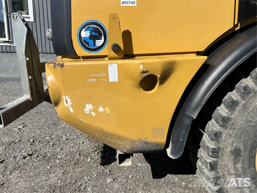 CAT 906M Wheel Loader with Multiple Attachments لوادر بعجل