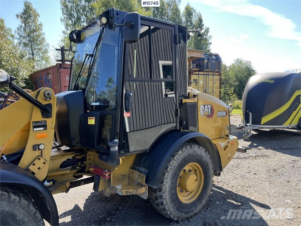CAT 906M Wheel Loader with Multiple Attachments لوادر بعجل