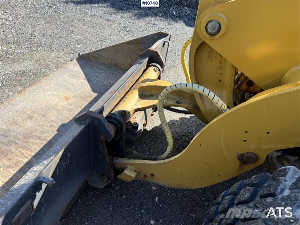 CAT 906M Wheel Loader with Multiple Attachments لوادر بعجل