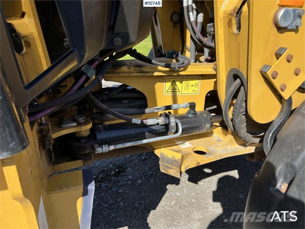 CAT 906M Wheel Loader with Multiple Attachments لوادر بعجل