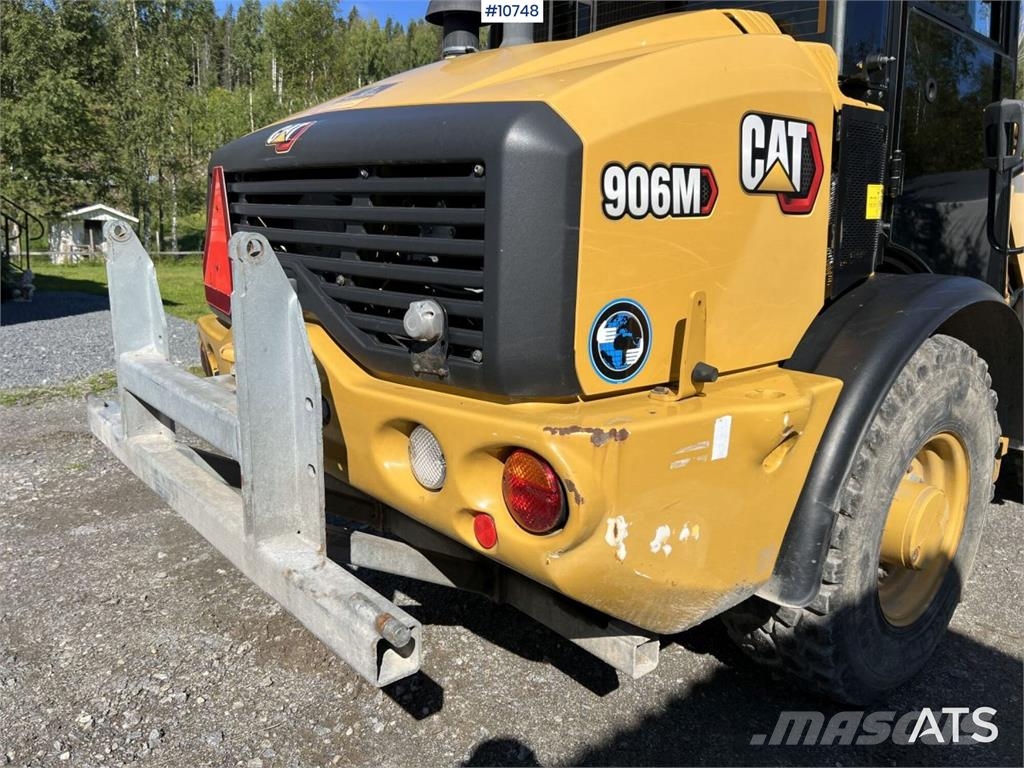 CAT 906M Wheel Loader with Multiple Attachments لوادر بعجل