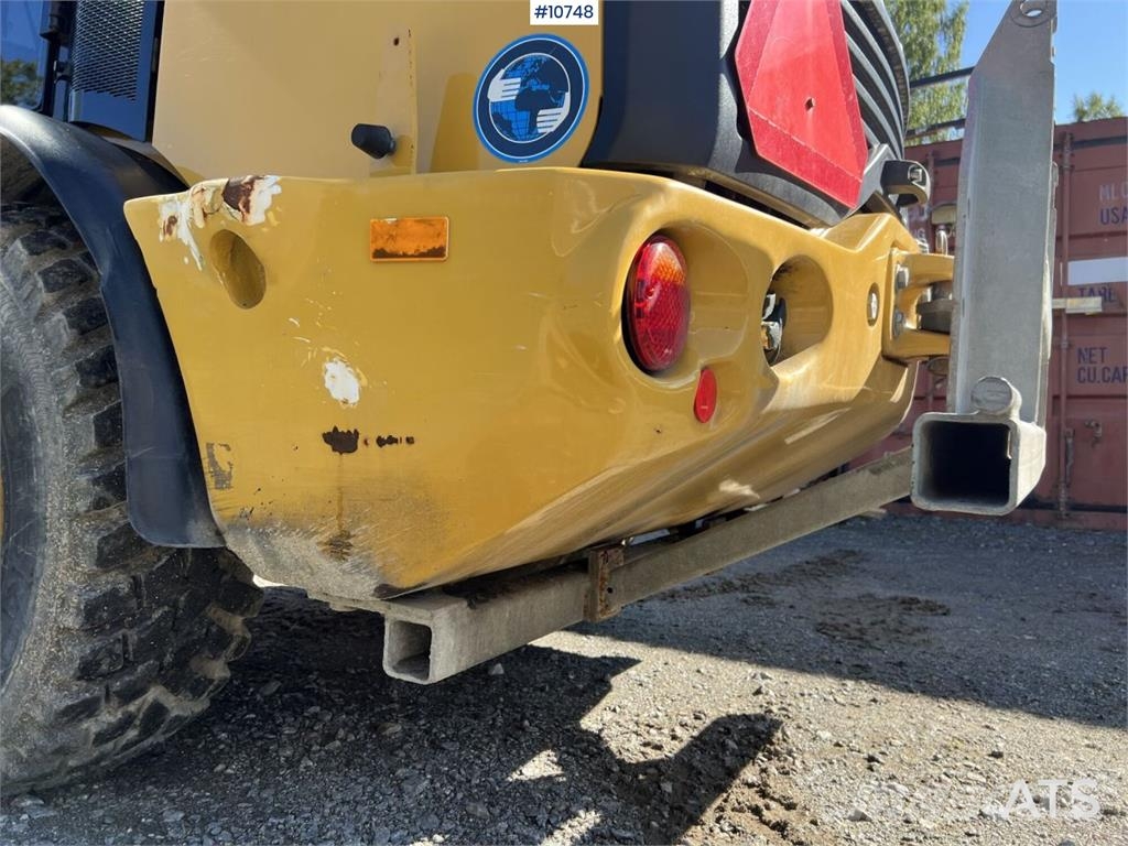 CAT 906M Wheel Loader with Multiple Attachments لوادر بعجل
