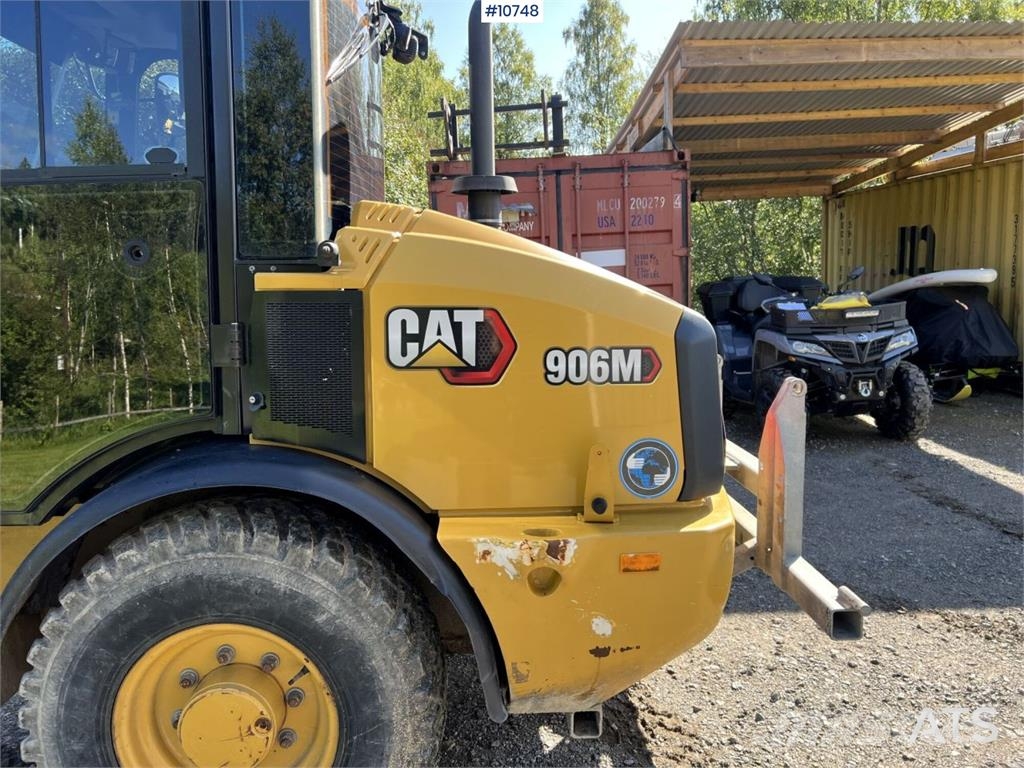 CAT 906M Wheel Loader with Multiple Attachments لوادر بعجل