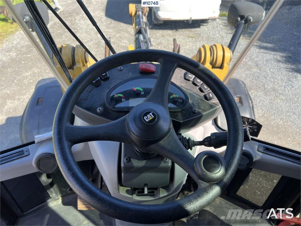 CAT 906M Wheel Loader with Multiple Attachments لوادر بعجل