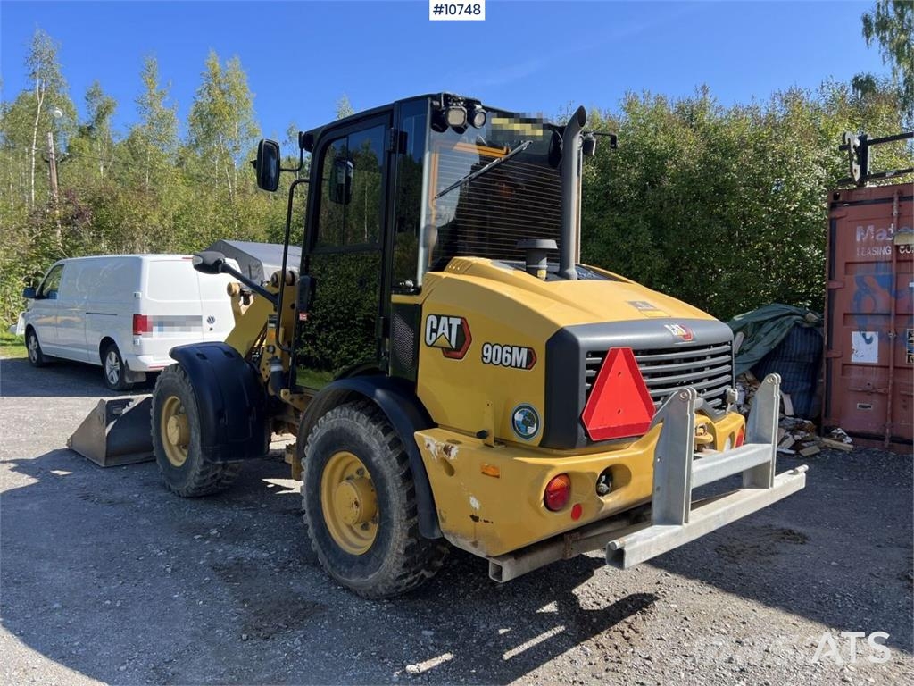 CAT 906M Wheel Loader with Multiple Attachments لوادر بعجل