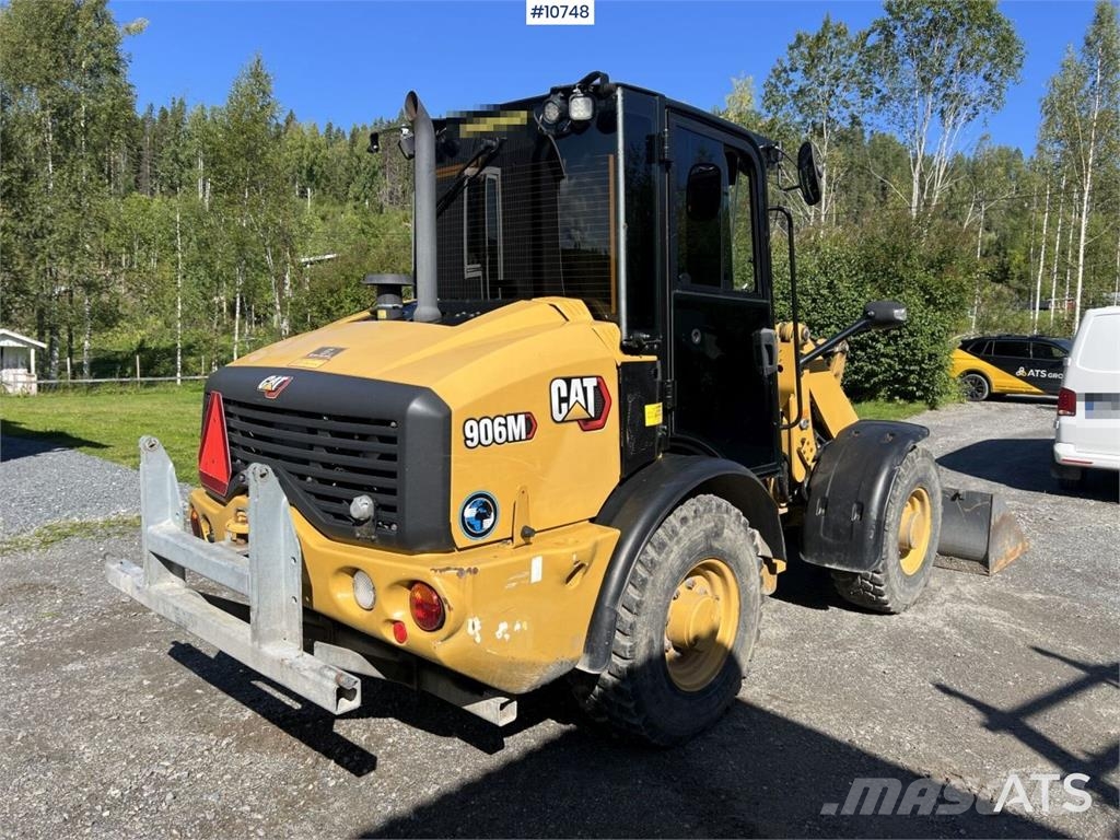 CAT 906M Wheel Loader with Multiple Attachments لوادر بعجل