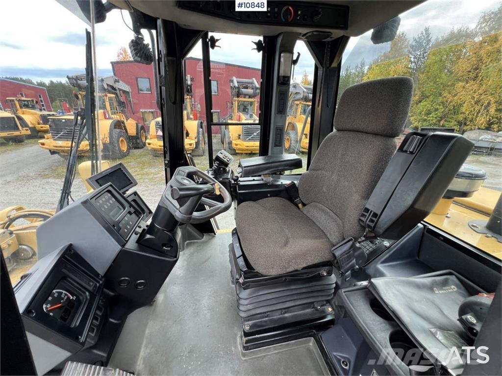 CAT 950G Wheel Loader (VIDEO) Wheel loaders