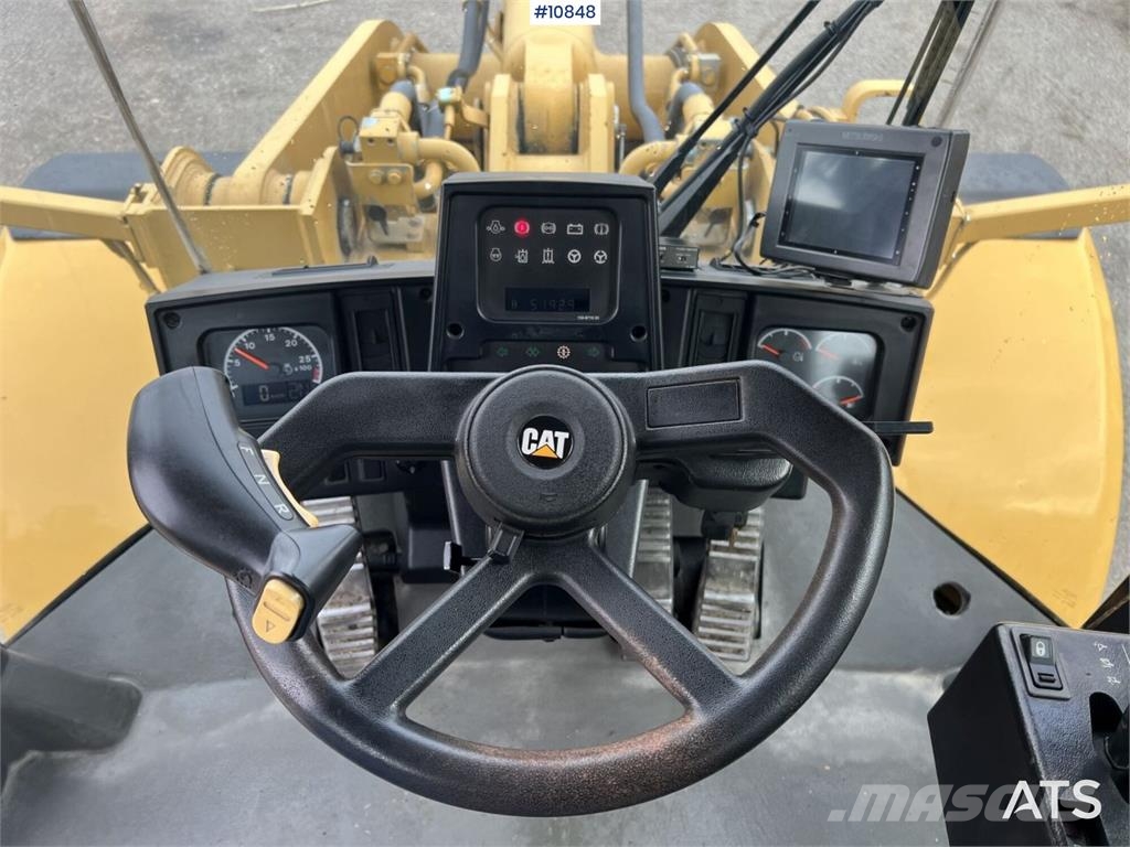 CAT 950G Wheel Loader (VIDEO) Wheel loaders
