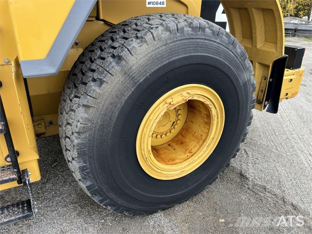 CAT 950G Wheel Loader (VIDEO) Wheel loaders