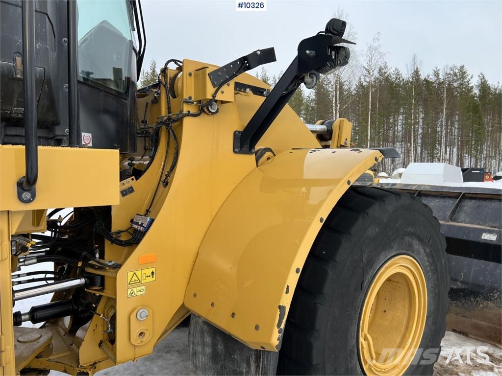CAT 962M Wheel loader with bucket Radlader