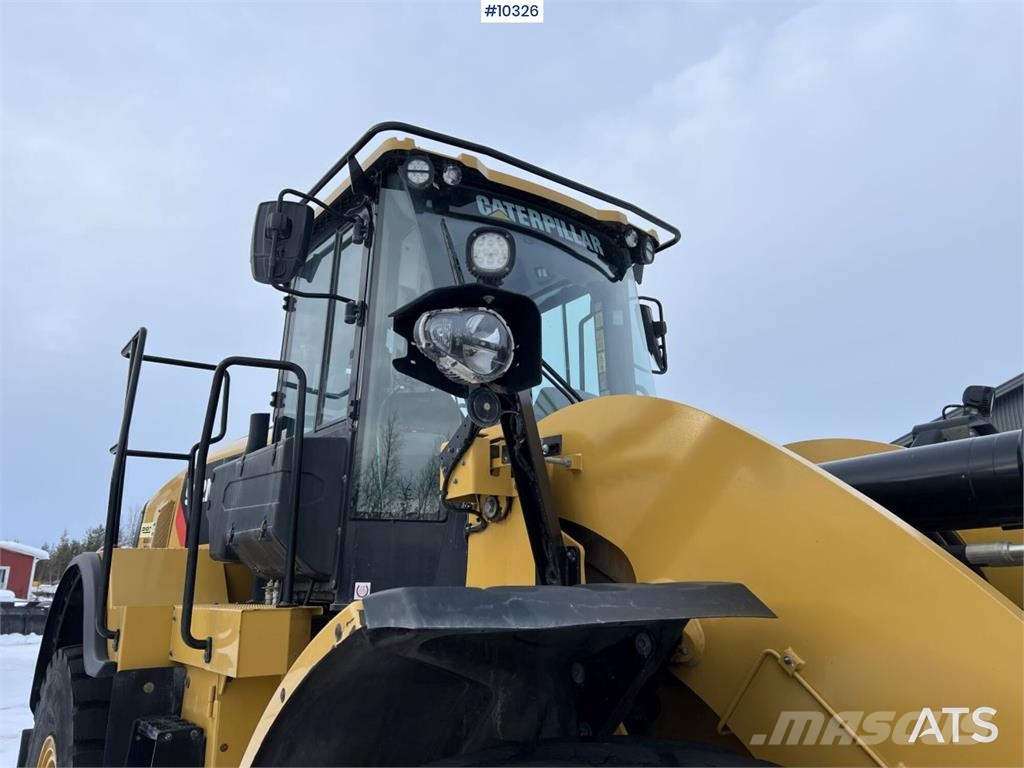 CAT 962M Wheel loader with bucket Radlader