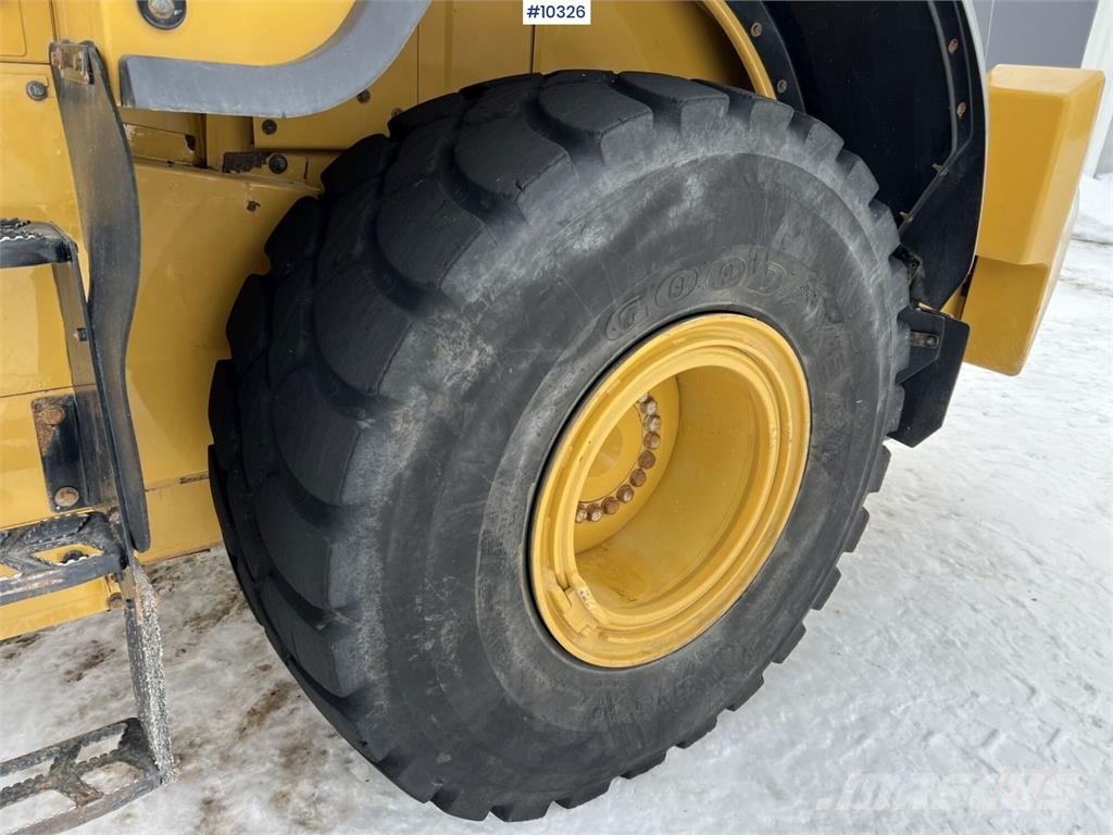 CAT 962M Wheel loader with bucket Radlader