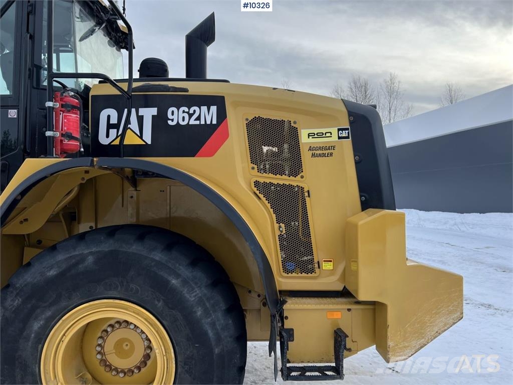 CAT 962M Wheel loader with bucket Radlader