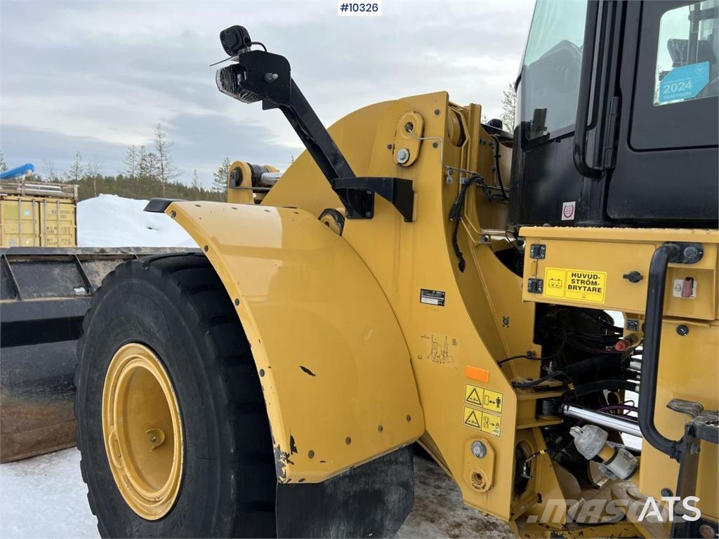CAT 962M Wheel loader with bucket Radlader
