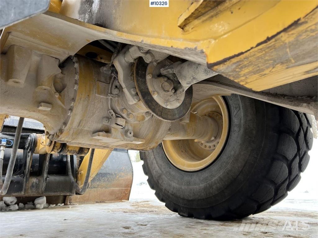 CAT 962M Wheel loader with bucket Radlader
