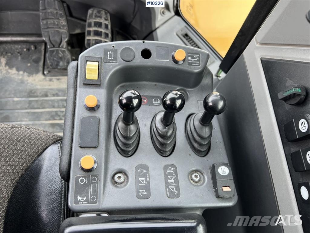 CAT 962M Wheel loader with bucket Radlader