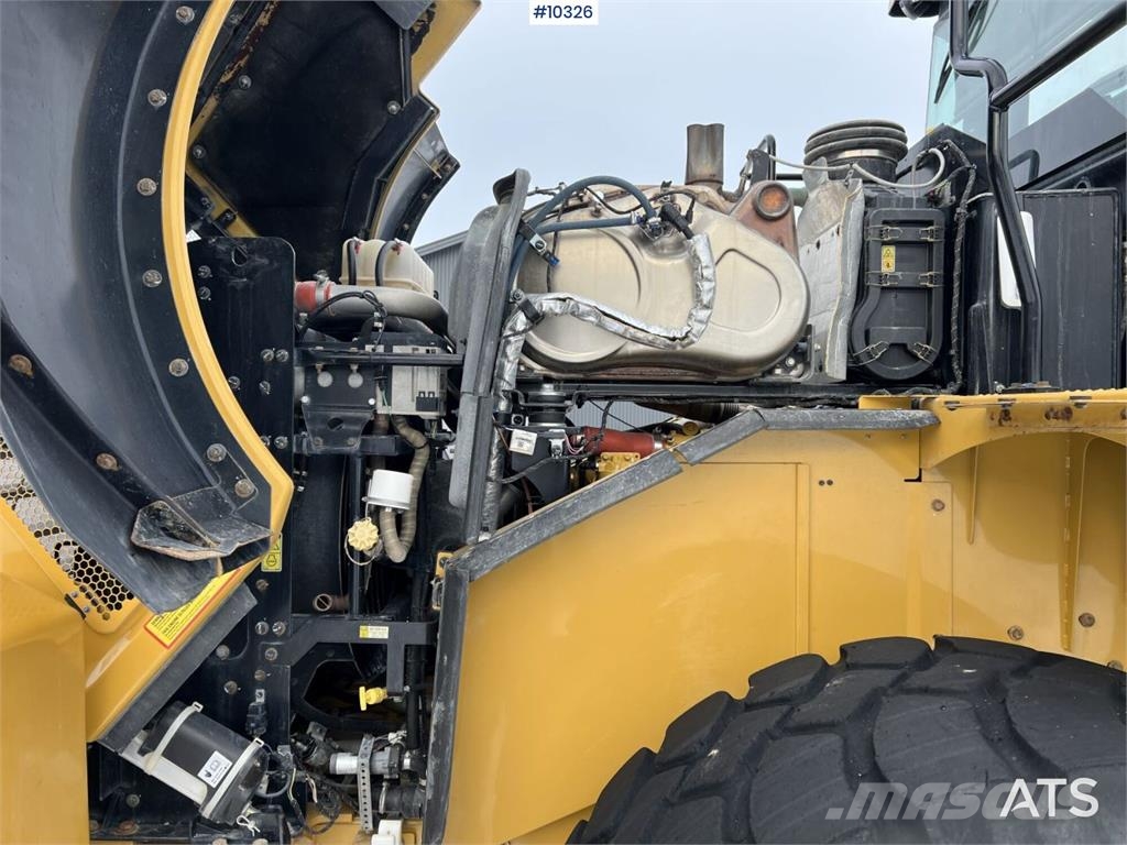 CAT 962M Wheel loader with bucket Radlader