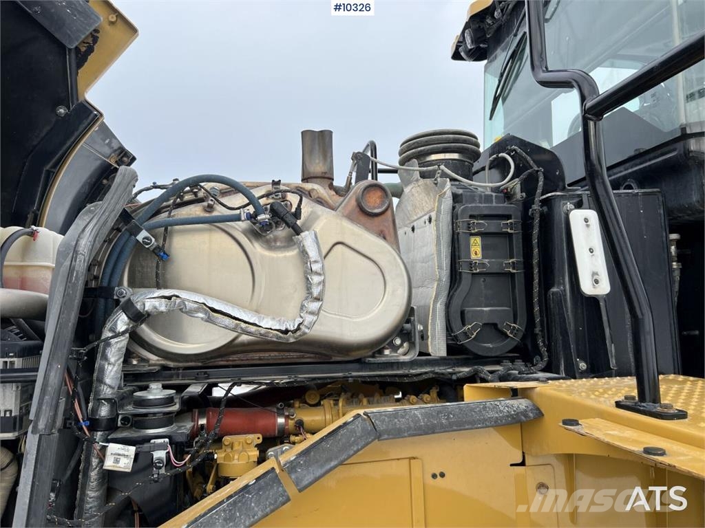 CAT 962M Wheel loader with bucket Radlader