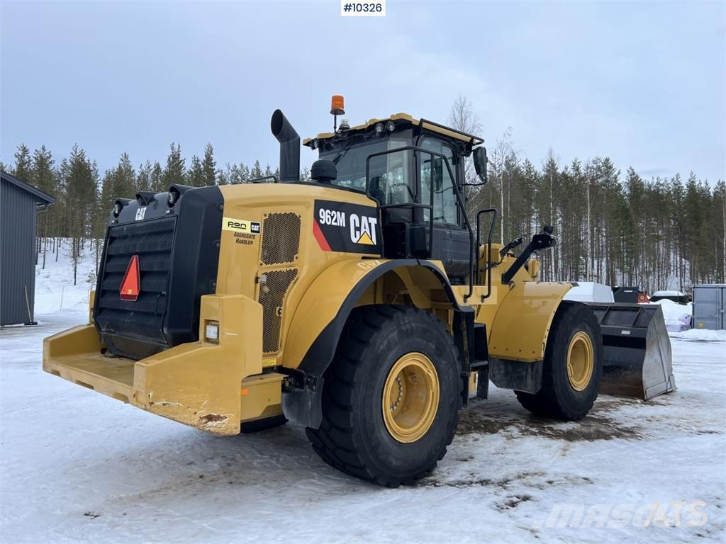 CAT 962M Wheel loader with bucket Radlader