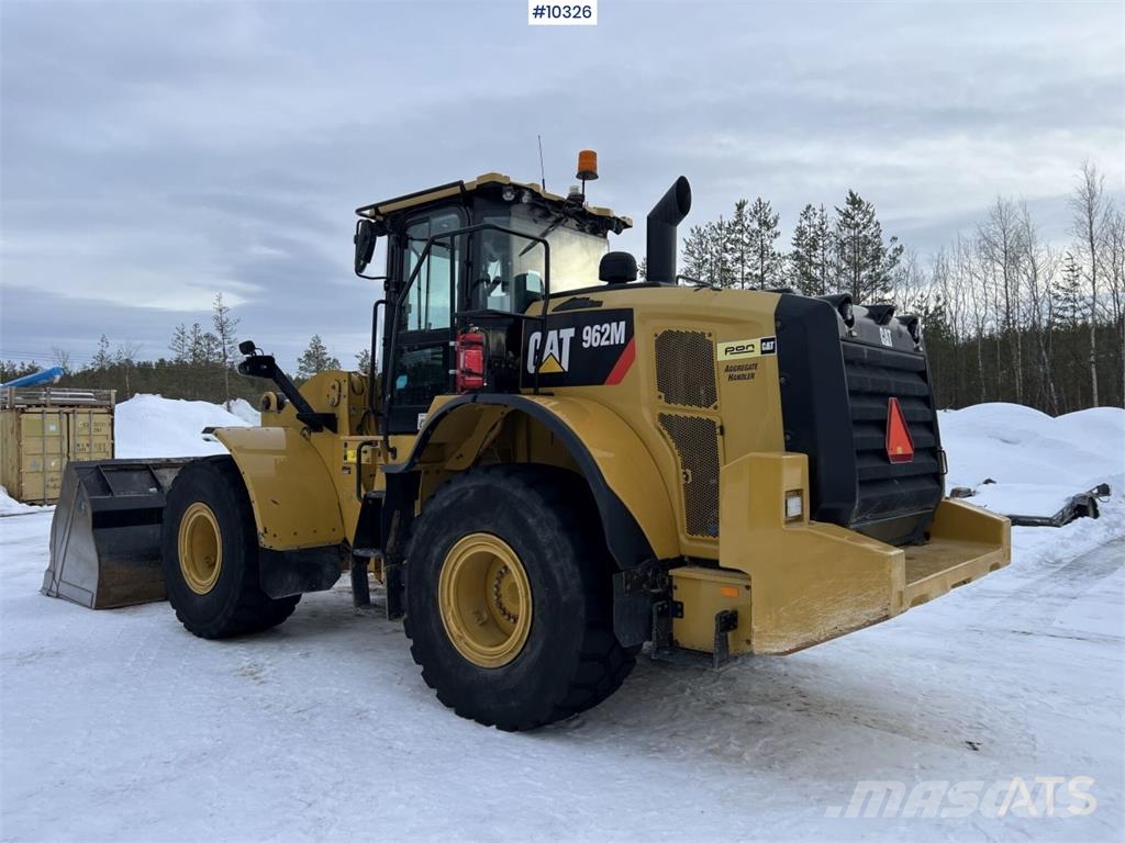 CAT 962M Wheel loader with bucket Radlader