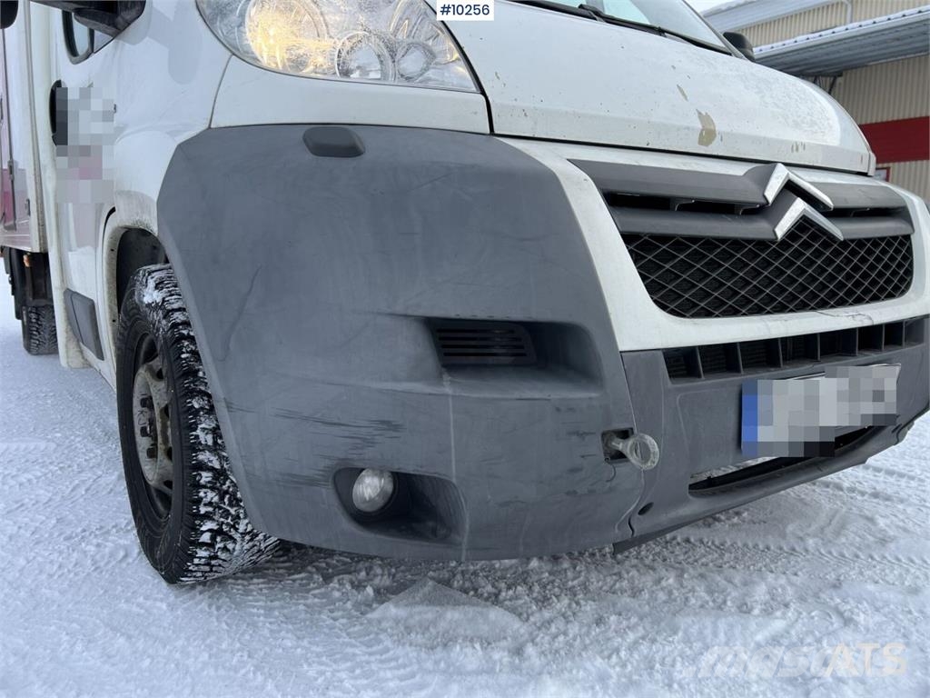 Citroën JUMPER 160 Box truck with tail lift Каросерии