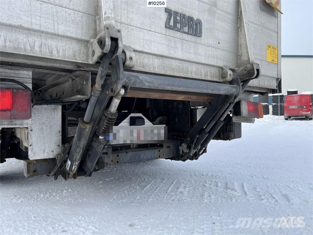 Citroën JUMPER 160 Box truck with tail lift Каросерии
