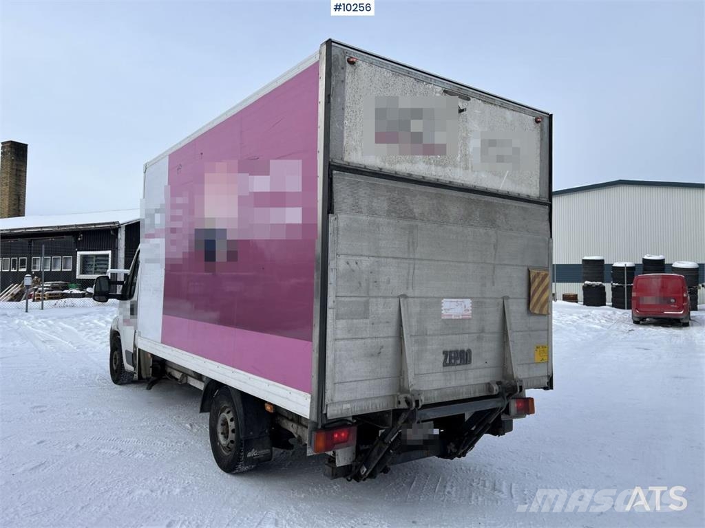 Citroën JUMPER 160 Box truck with tail lift Каросерии