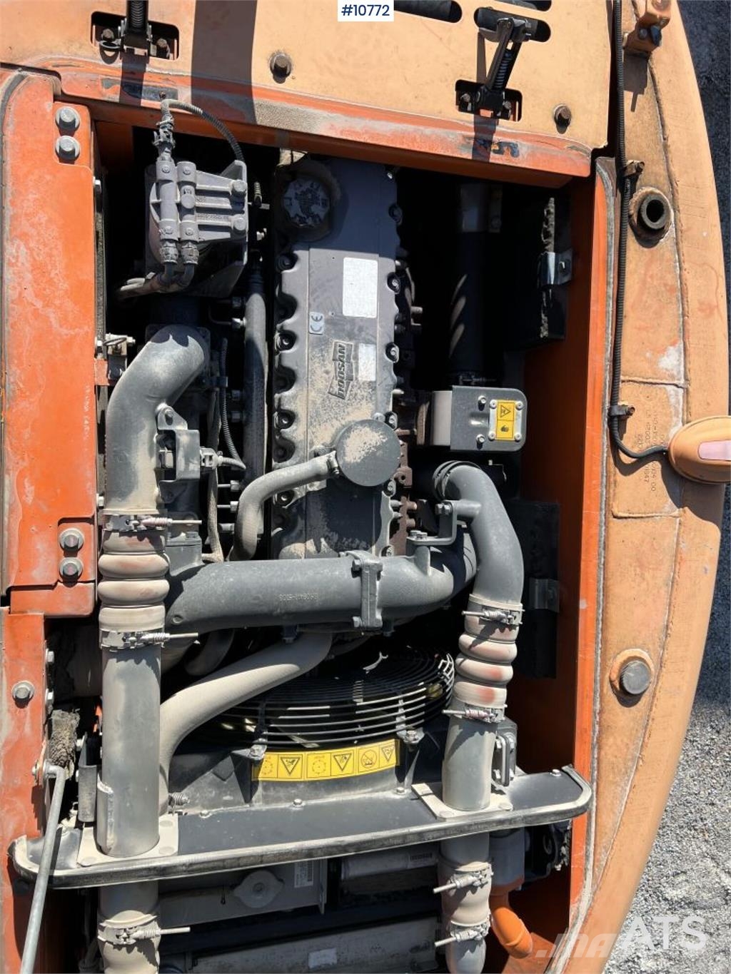Doosan DX 140 LC with grading bucket Rupsgraafmachines