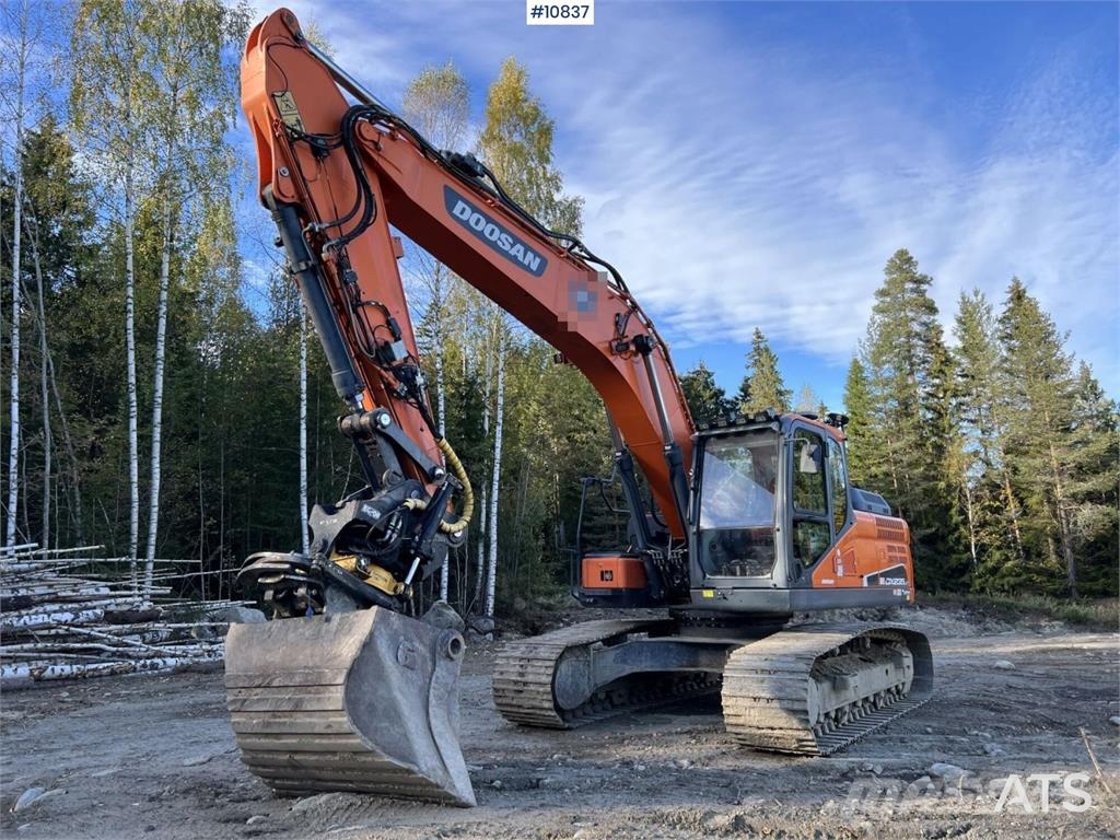 Doosan DX235NLC-5 with Excavation System Roomikekskavaatorid