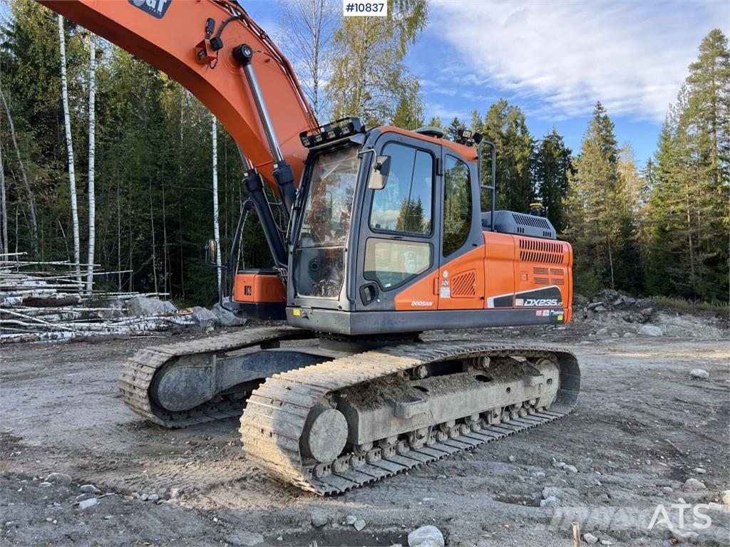 Doosan DX235NLC-5 with Excavation System Roomikekskavaatorid