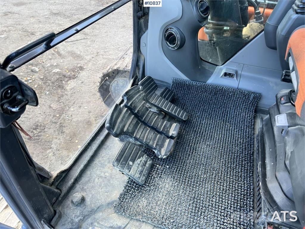 Doosan DX235NLC-5 with Excavation System Roomikekskavaatorid